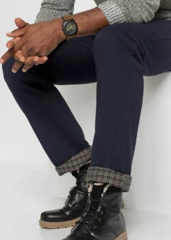 Jean droit, coupe classique, doublure chaude en flanelle