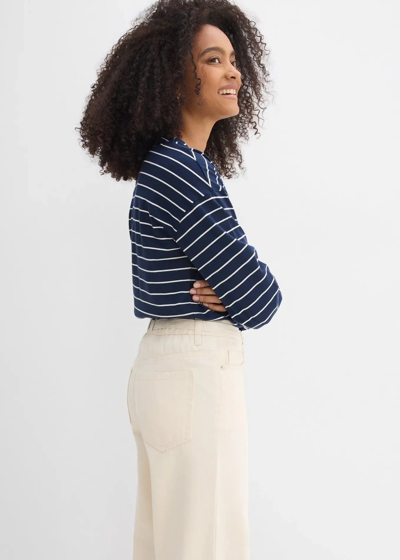 Jean droit et loose, taille mi-haute, coton