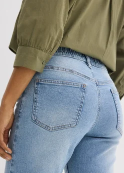 Jean droit et loose, taille mi-haute