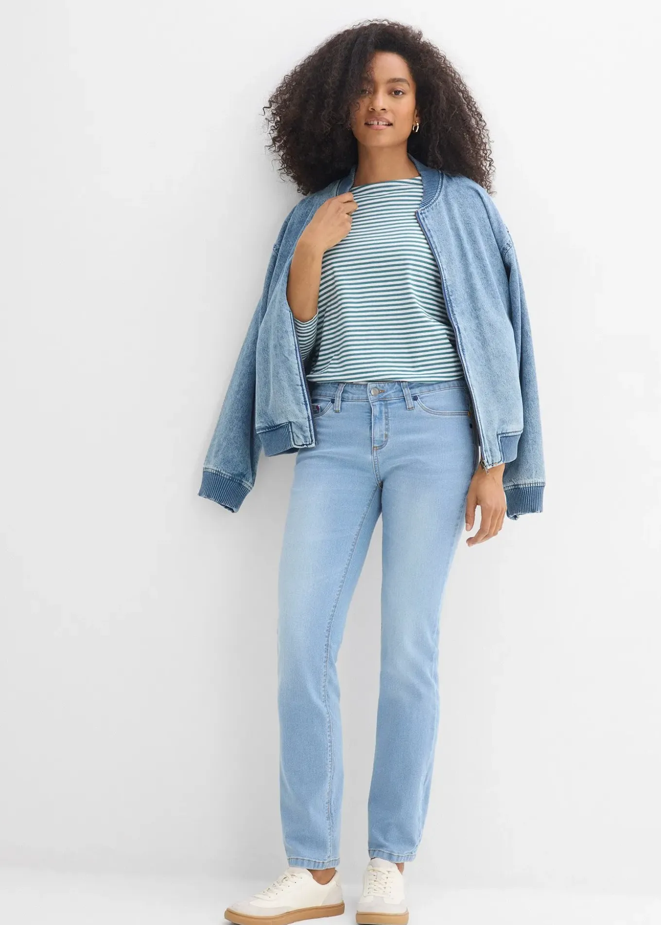 Jean droit taille mi-haute, extensible