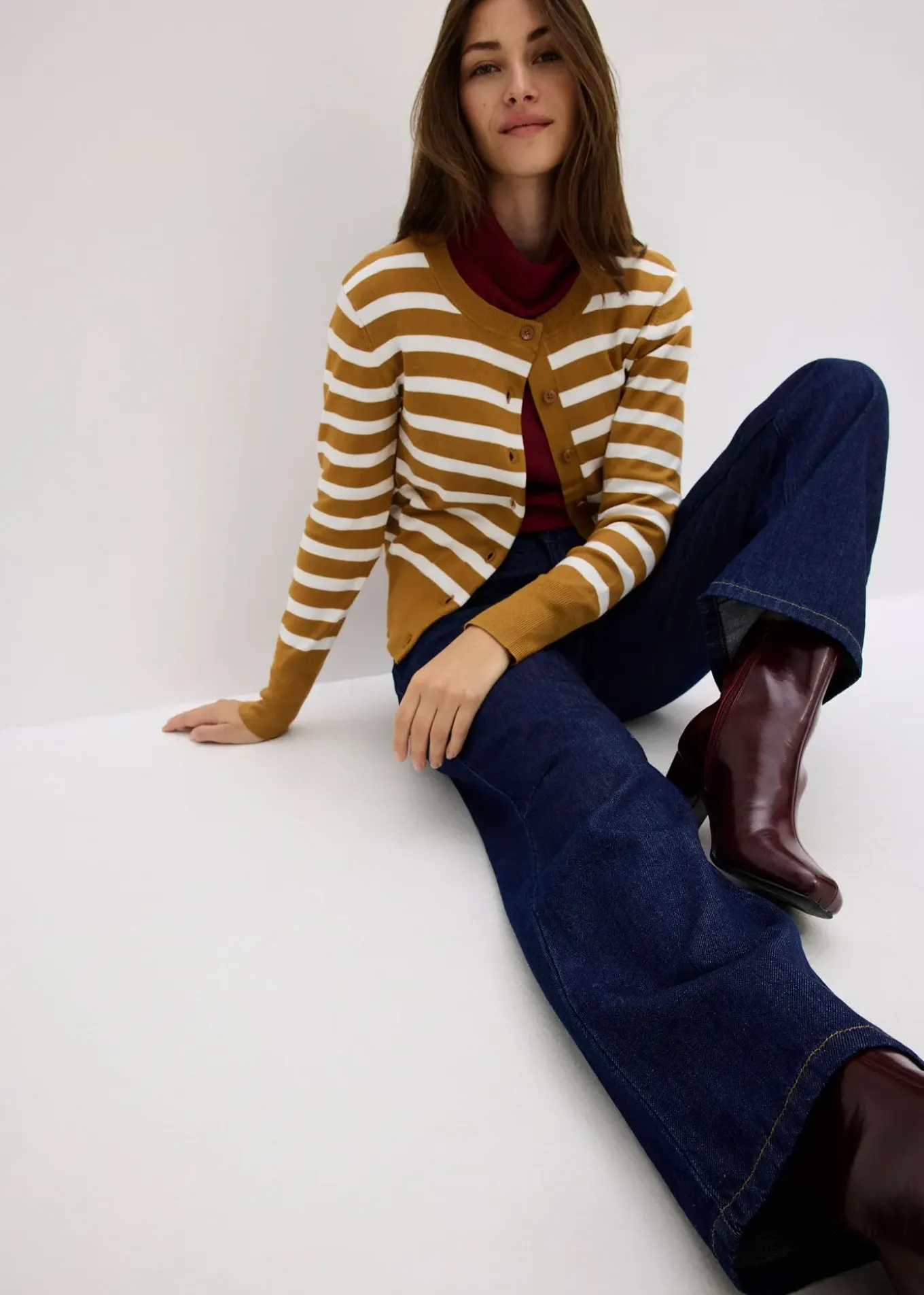 Jean droit taille mi-haute