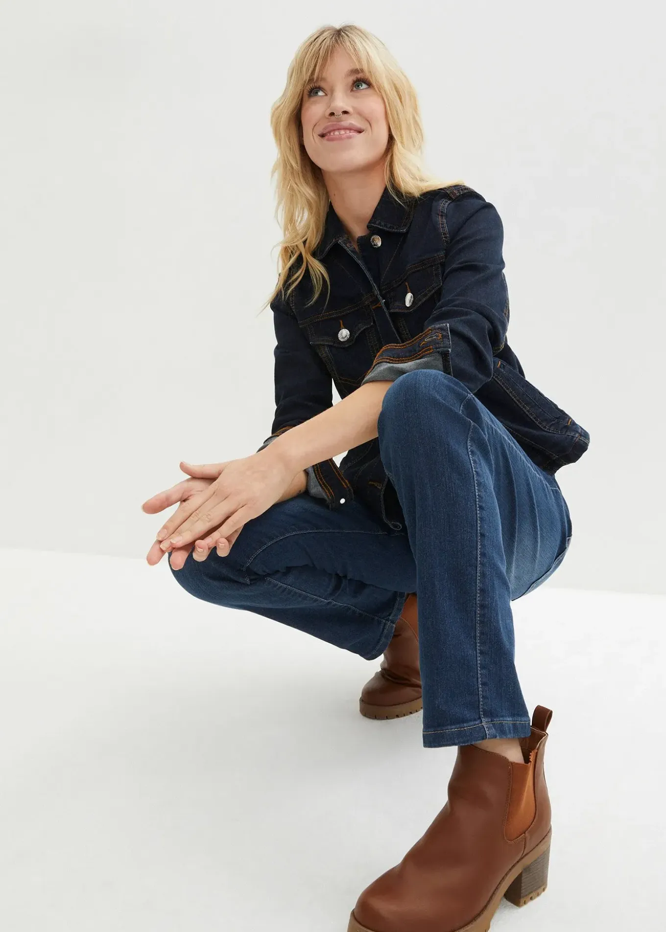 Jean droit taille mi-haute, extensible