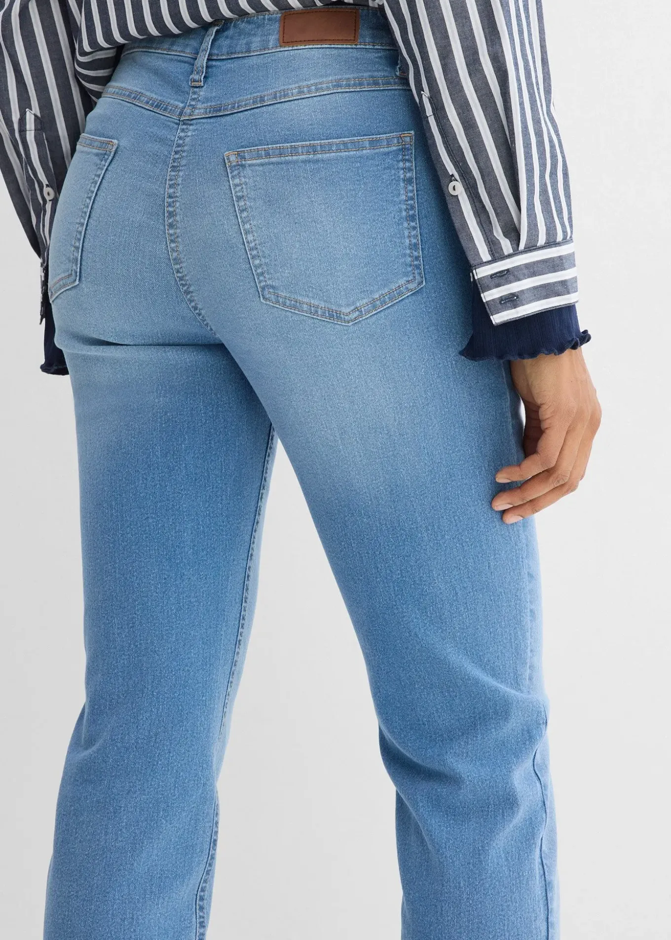 Jean droit taille mi-haute, extensible