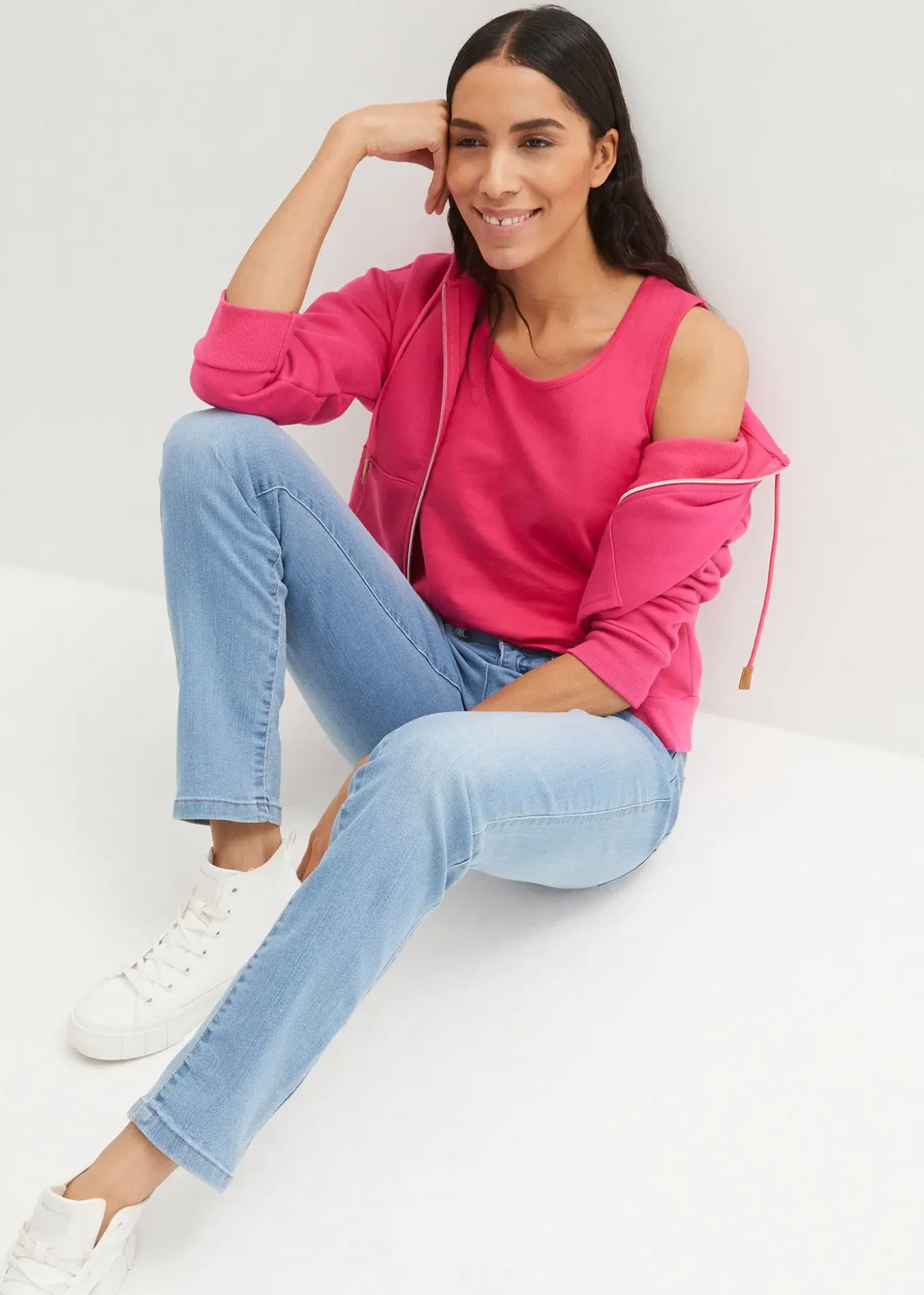 Jean droit taille mi-haute, extensible