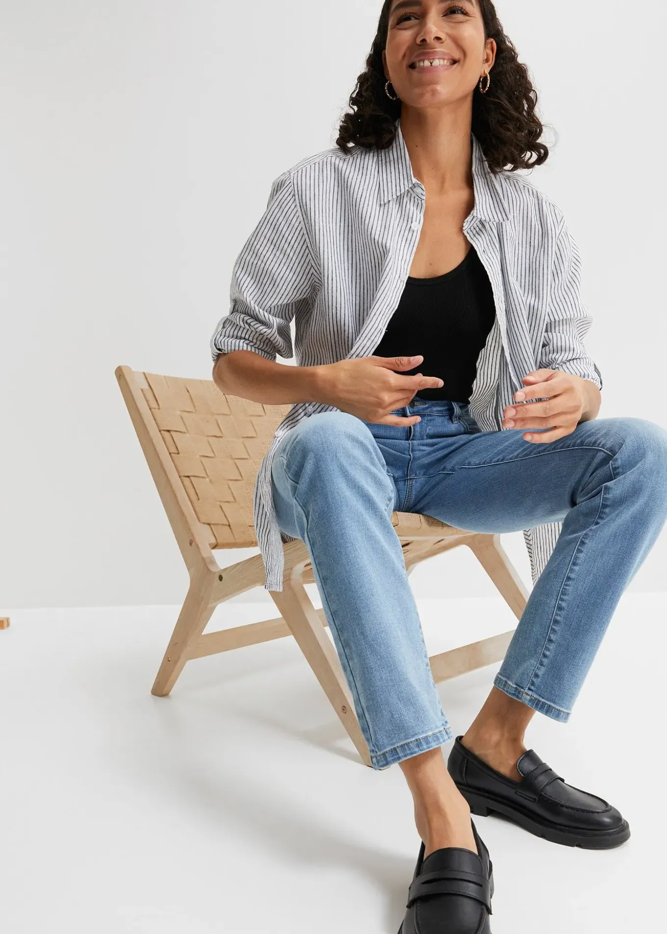 Jean droit taille mi-haute, extensible