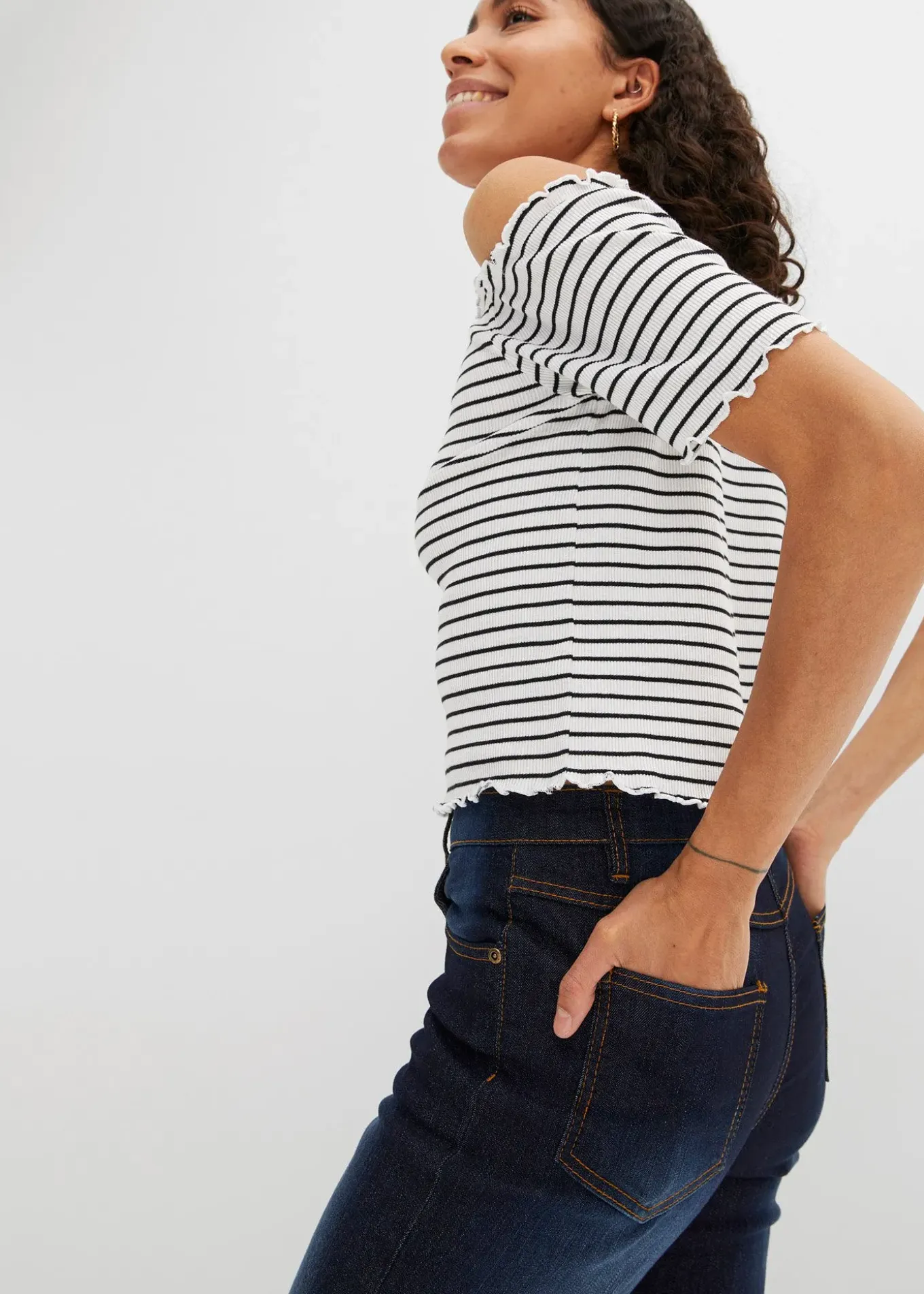 Jean droit taille mi-haute, extensible