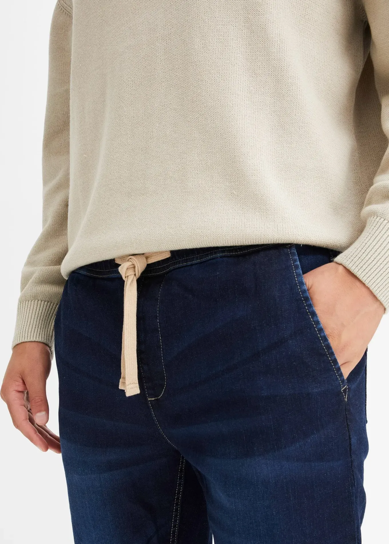 Jean jogger à taille élastiquée regular, fuselé