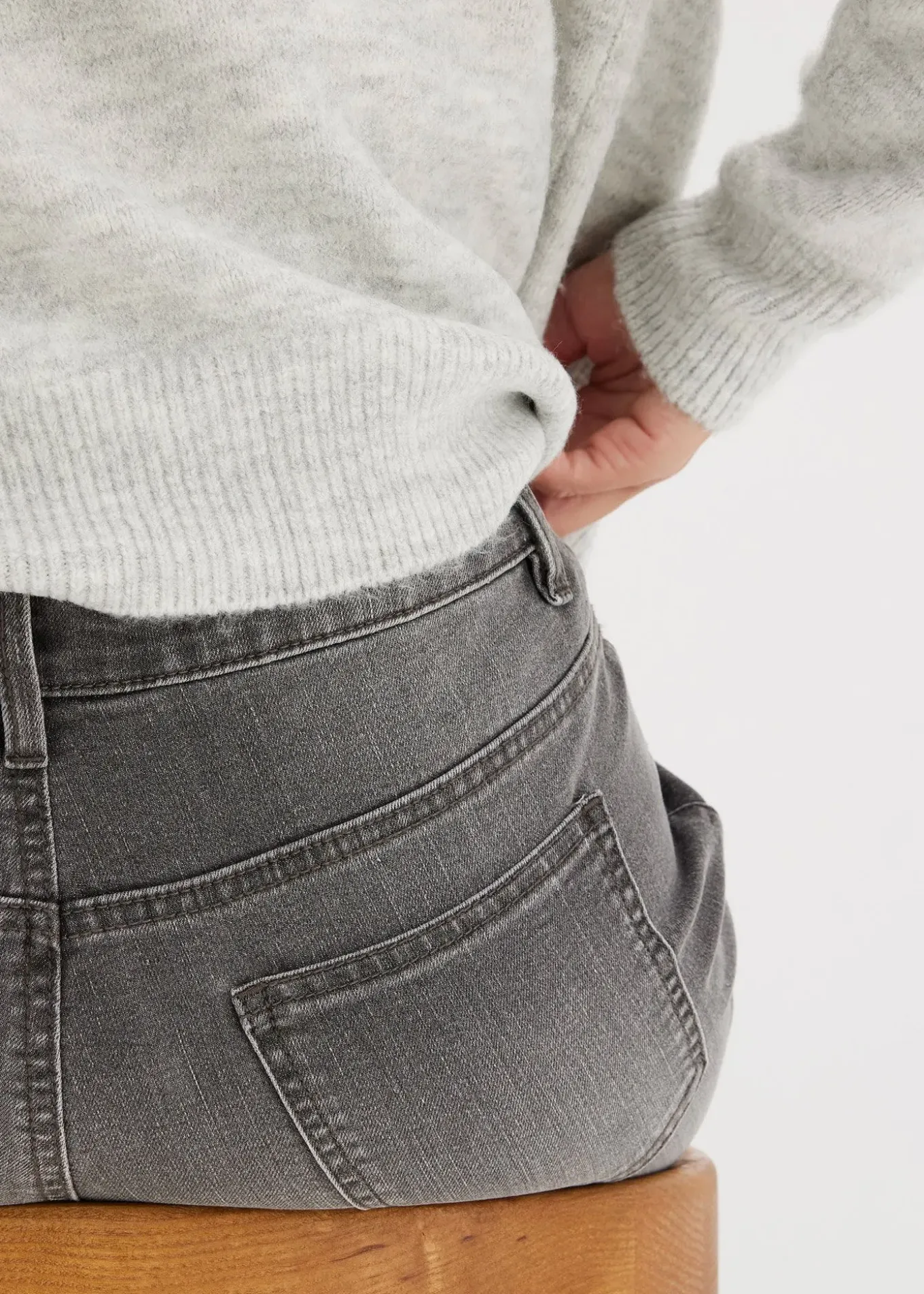 Jean large taille mi-haute, extensible