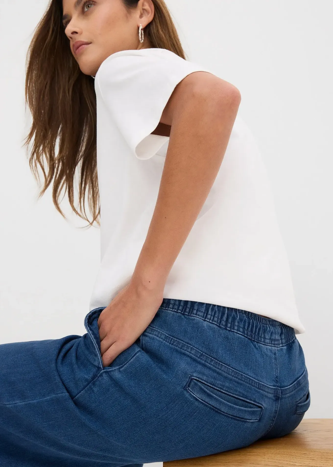 Jean large taille mi-haute, extensible