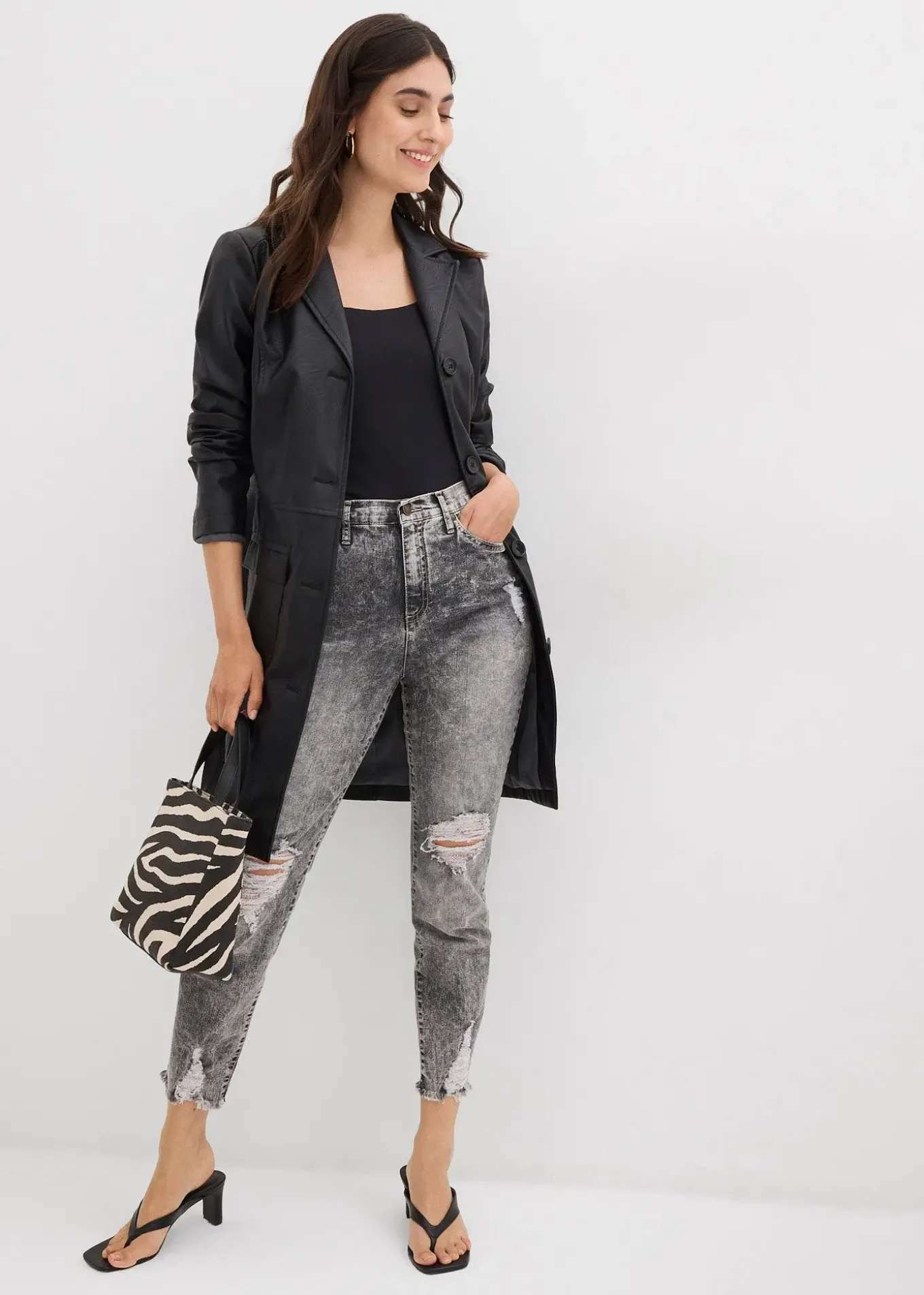 Jean Mom taille haute avec effets destroy