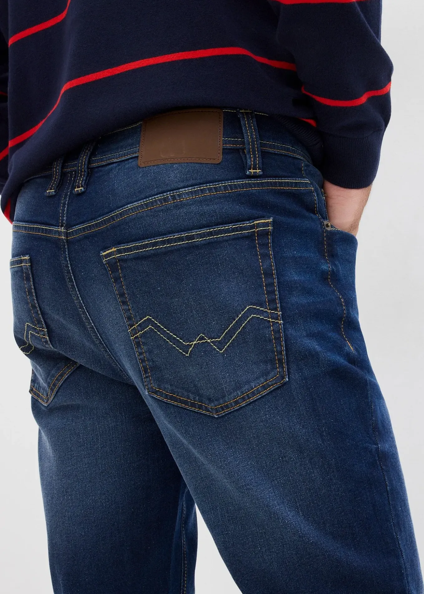 Jean regular extensible, droit