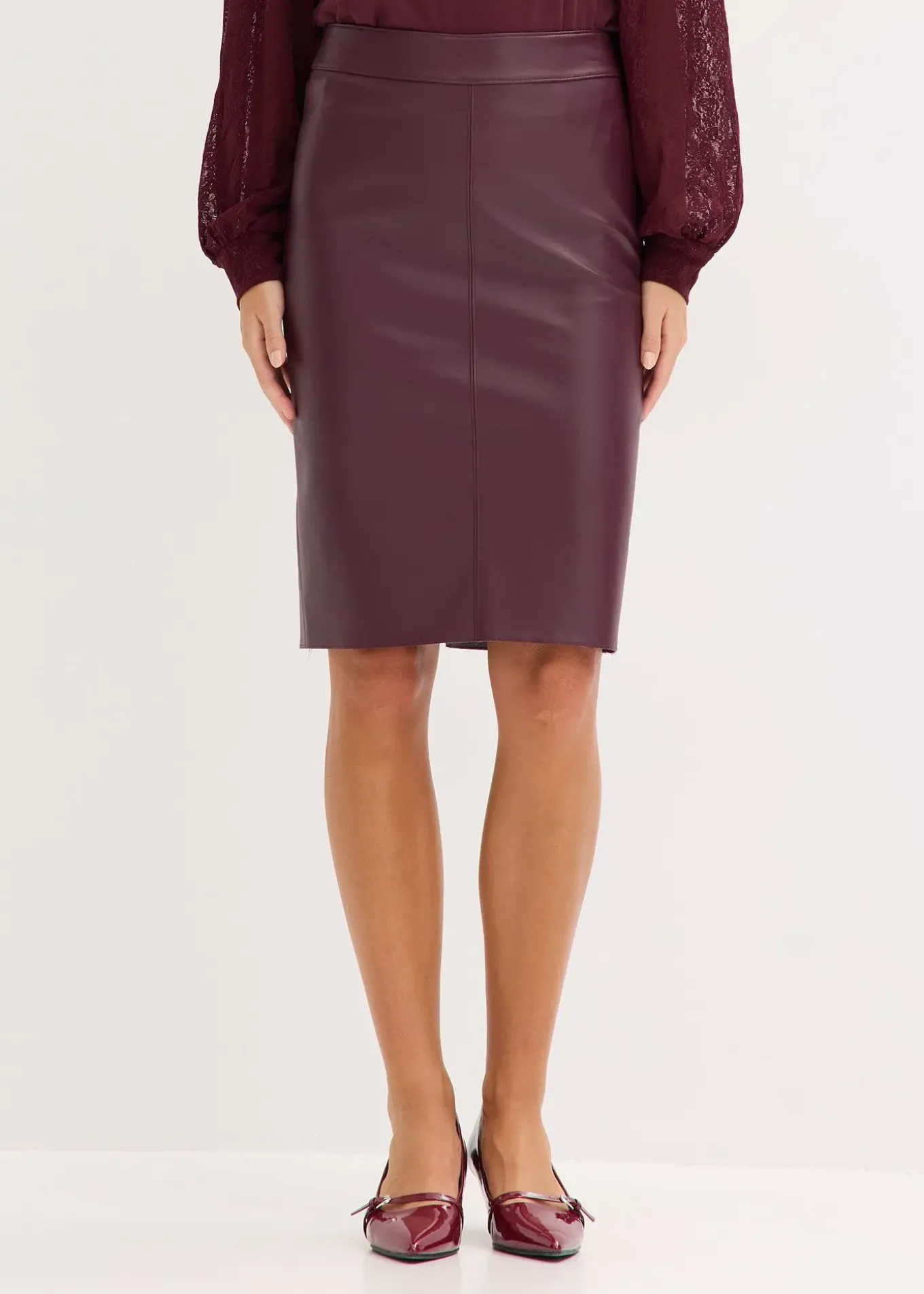 Jupe crayon en suédine, longueur genou