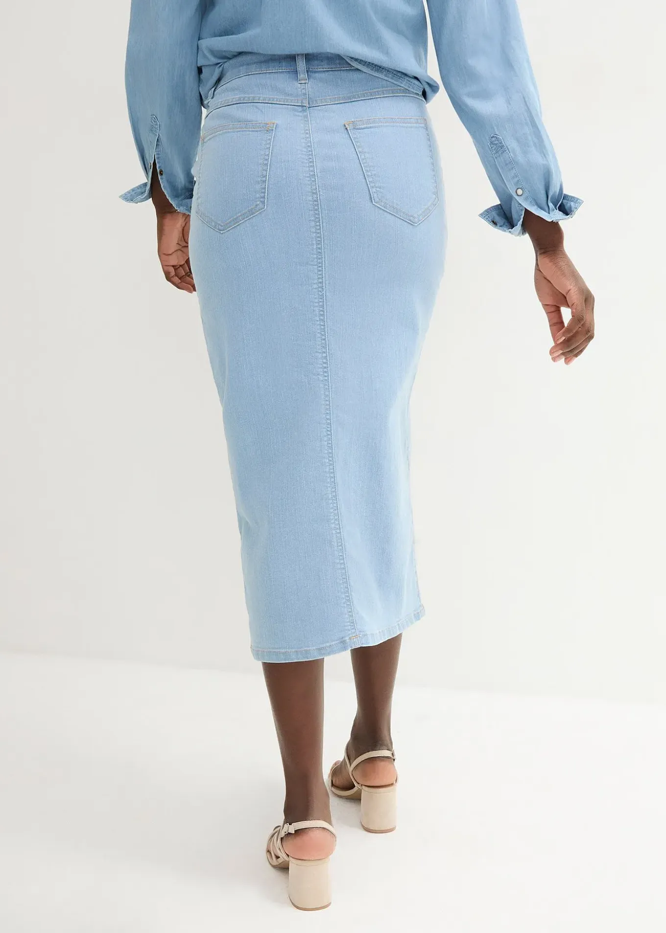 Jupe en jean avec fente