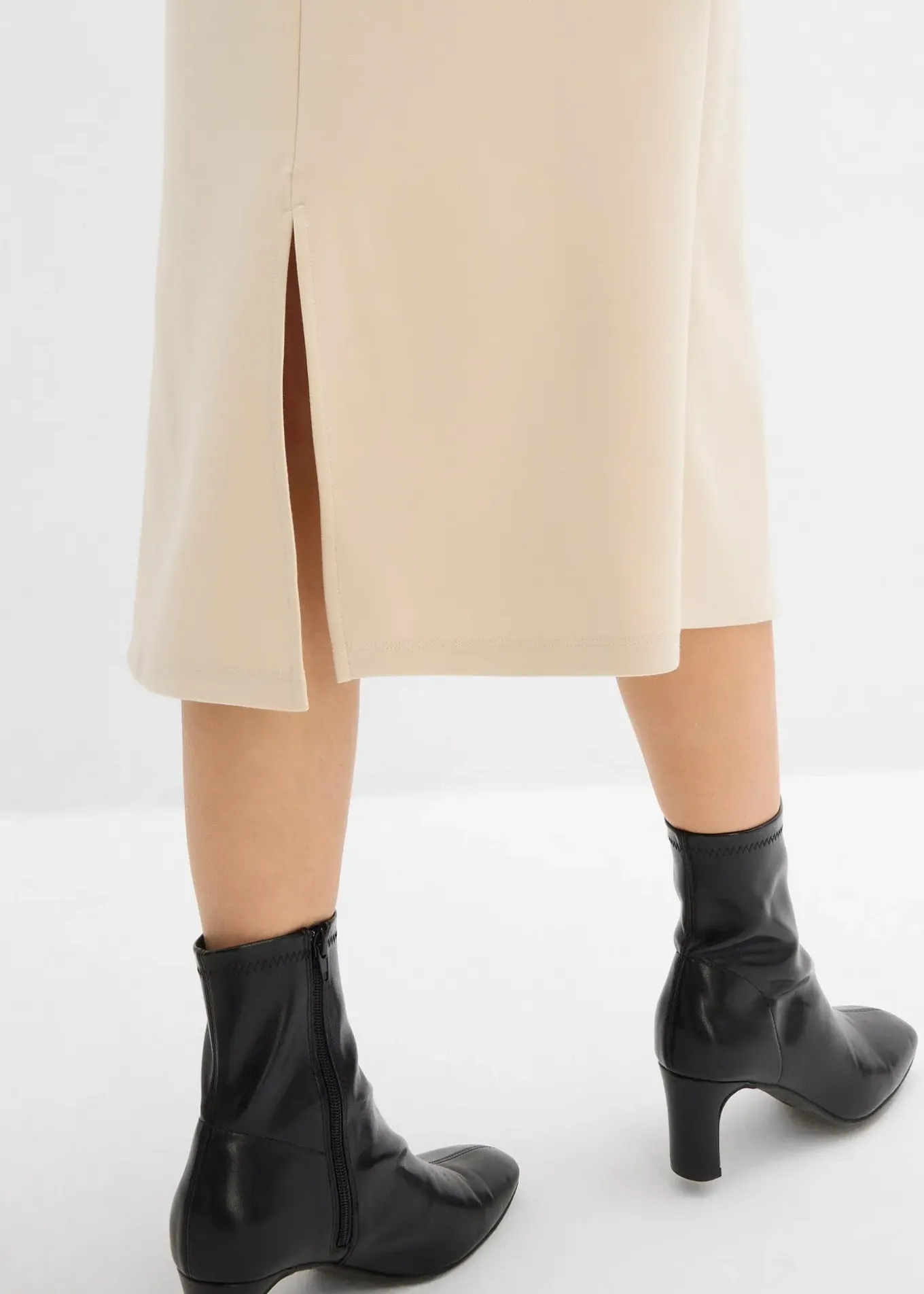 Jupe midi en matière néoprène douce