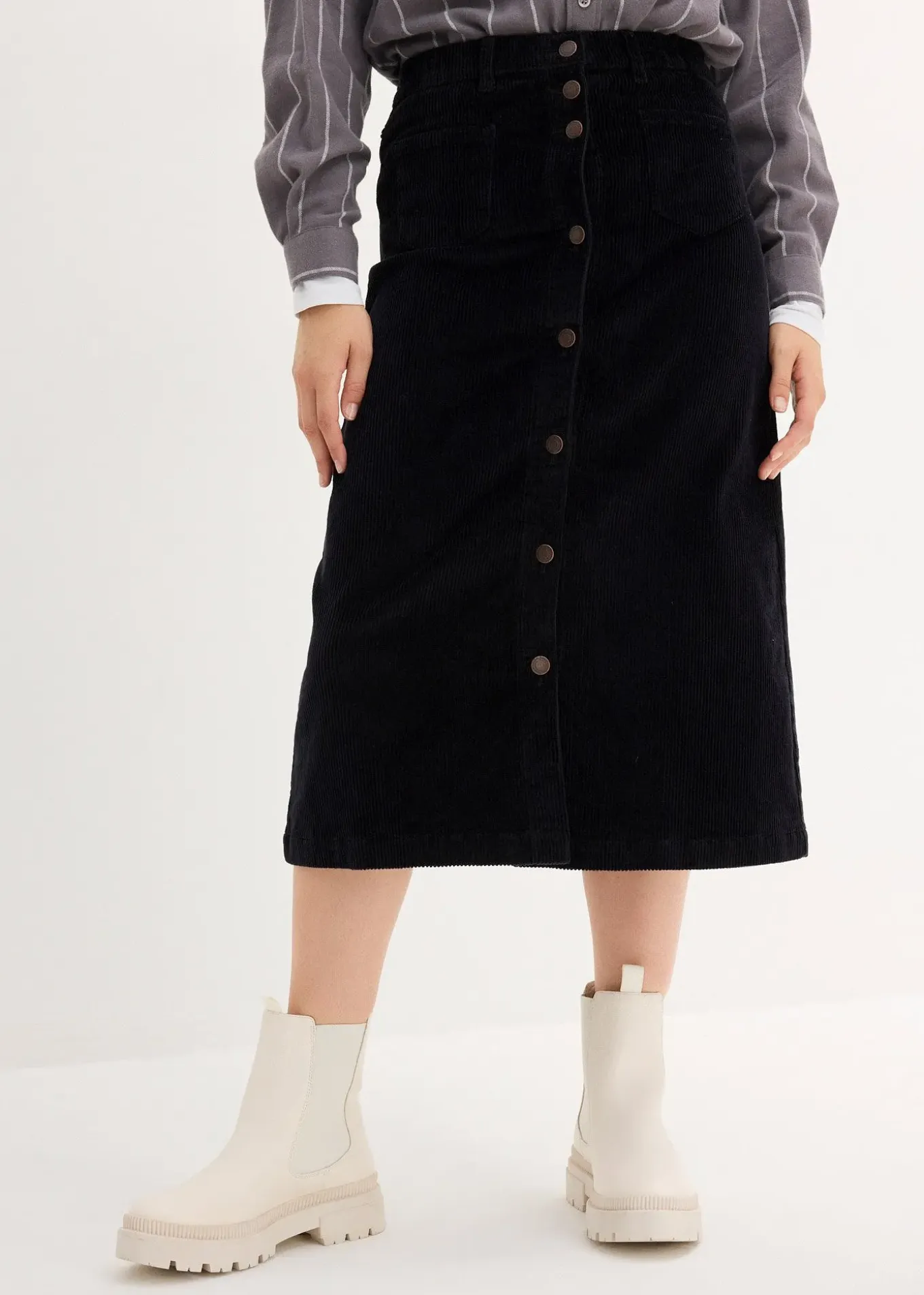 Jupe midi extensible en velours côtelé avec patte de boutonnage