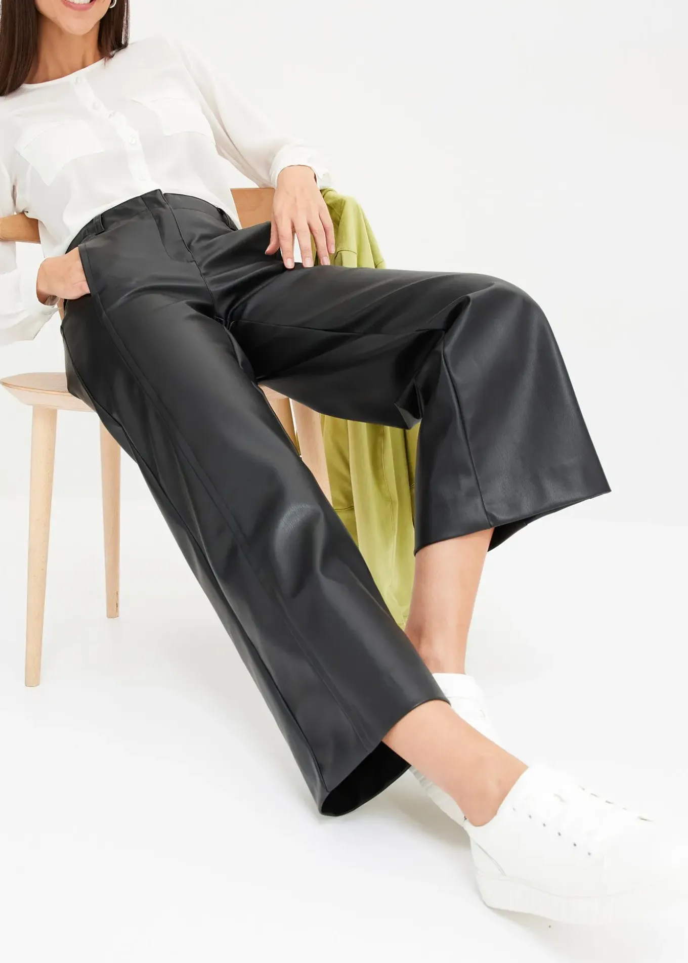 Jupe-culotte en tissu enduit