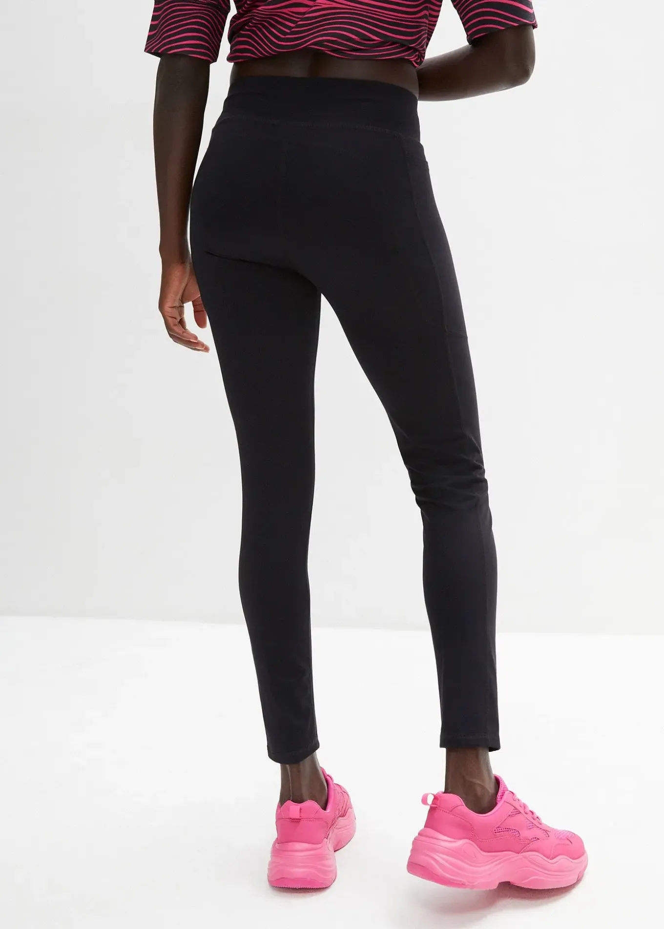 Legging de sport avec poches latérales, longueur cheville