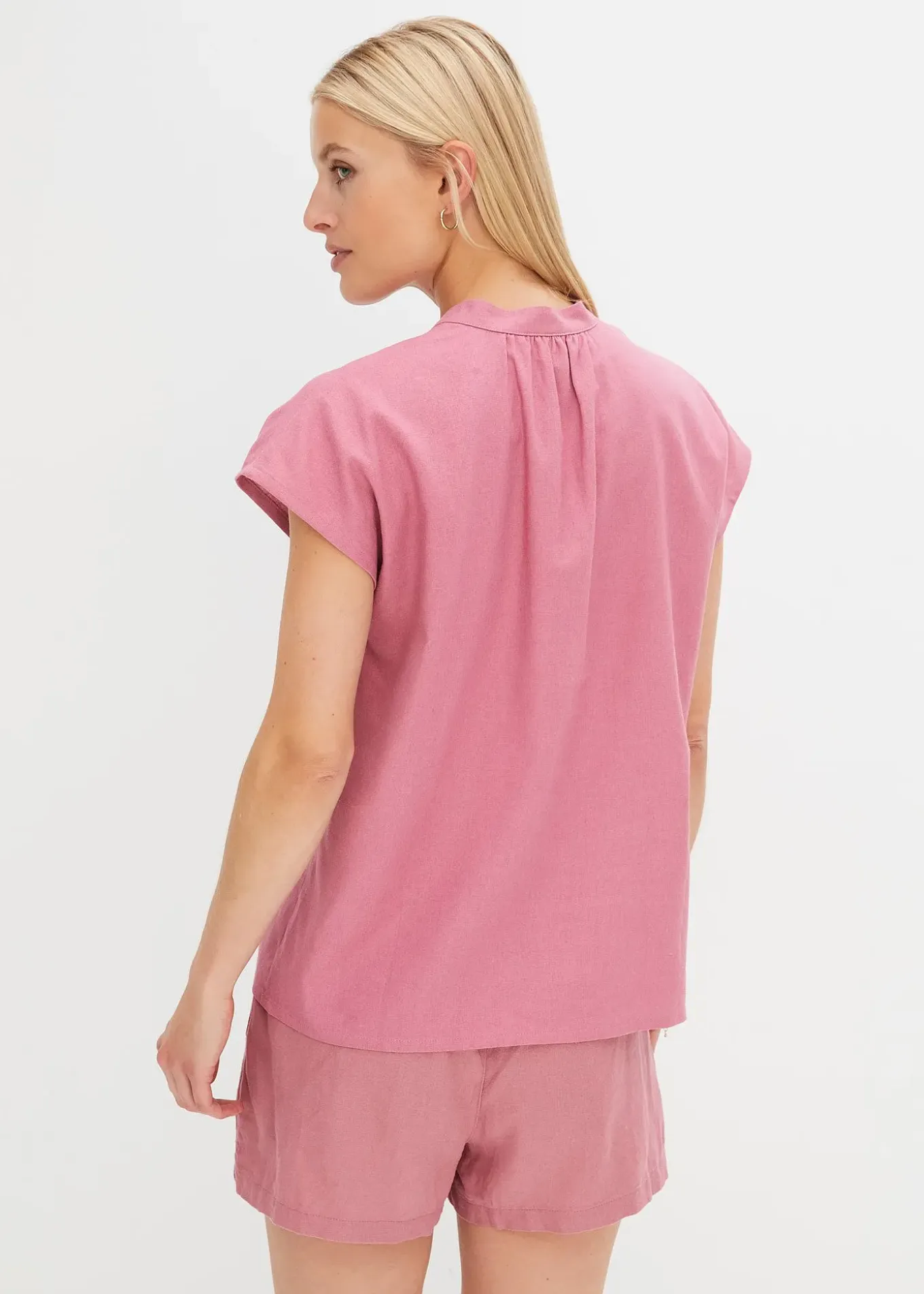 Léger chemisier manches courtes en lin mélangé