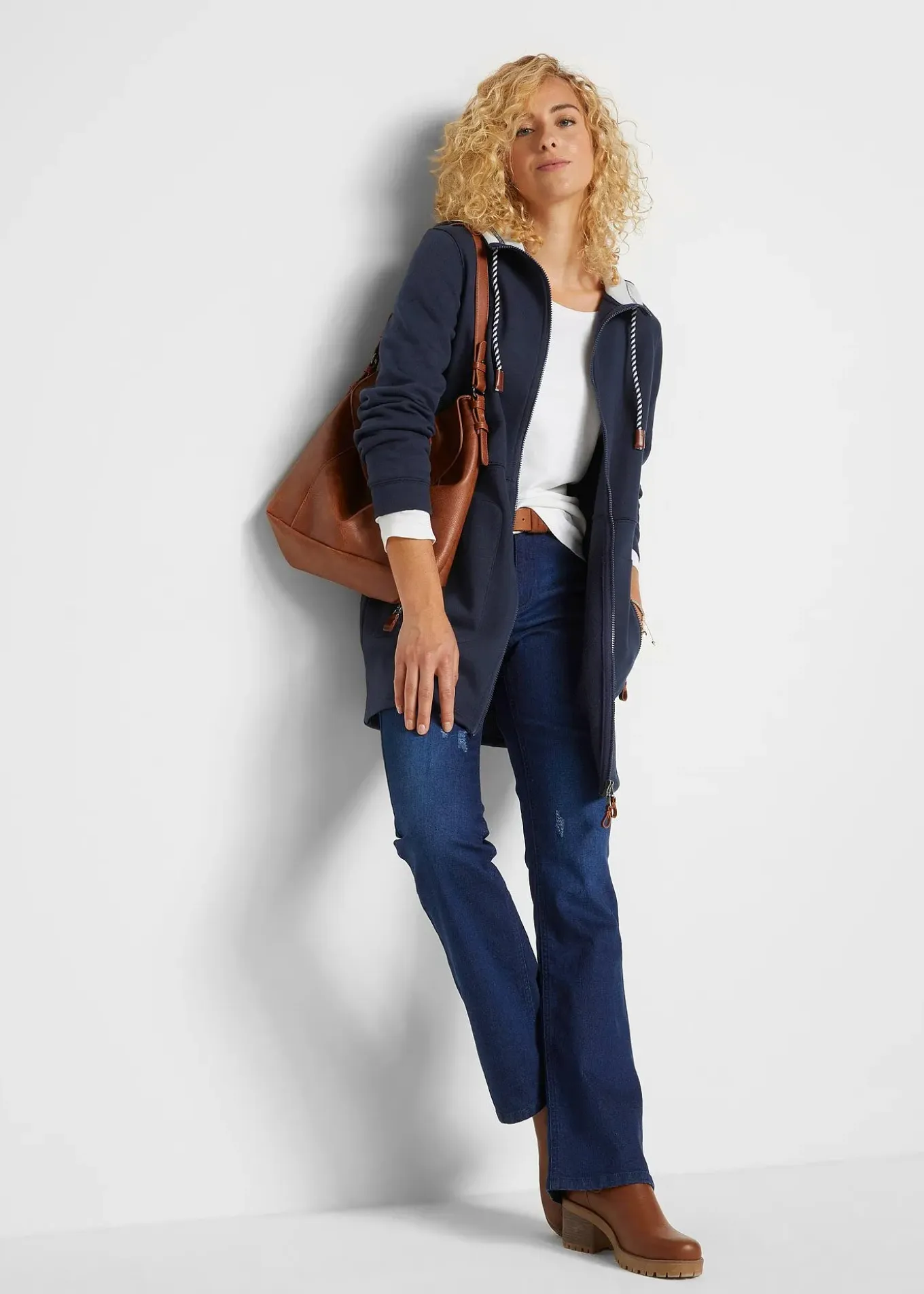 Long gilet en molleton à capuche