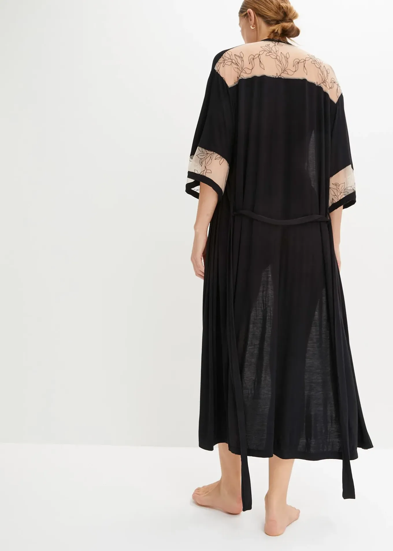 Long kimono en viscose avec broderies