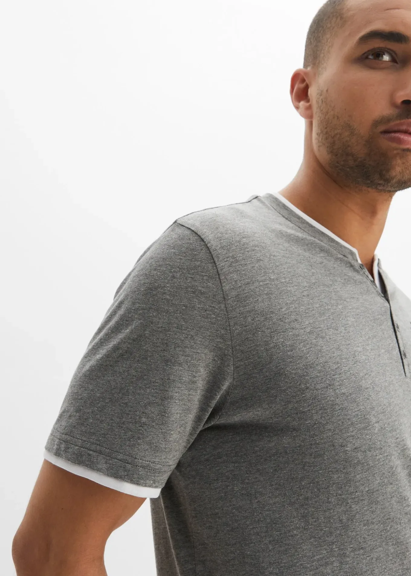 Lot de 2 t-shirts col tunisien 100 % coton