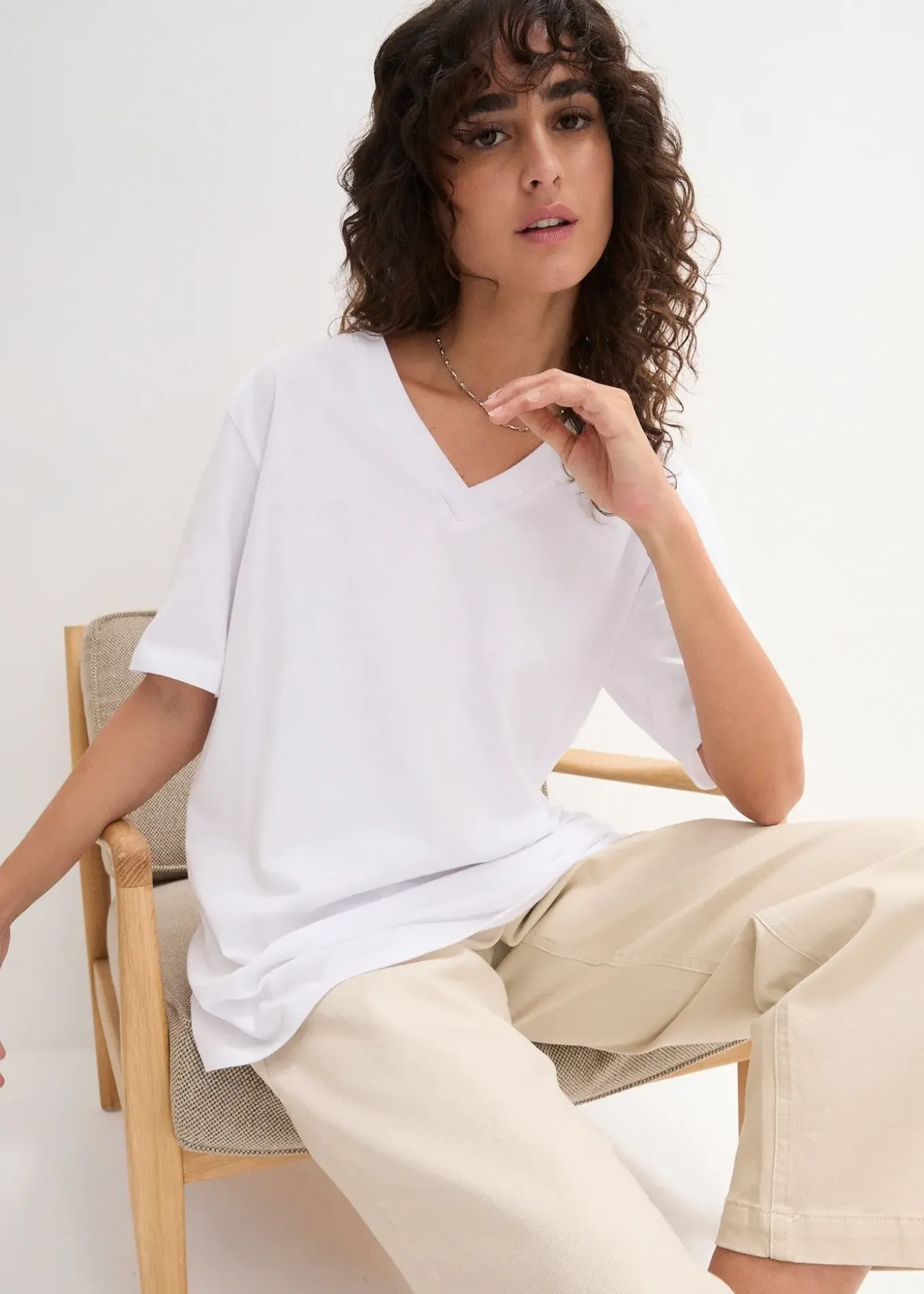 Lot de 5 T-shirts longs et amples à col V