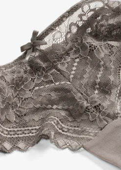 Lot de 2 strings en dentelle délicate