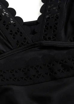 Maillot 1 pièce à empiècements découpés au laser