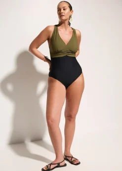 Maillot 1 pièce sculptant, maintien léger, encolure V