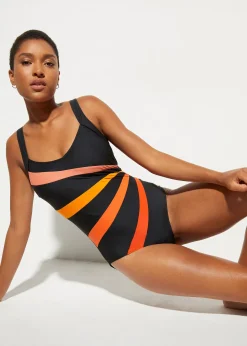Maillot sculptant à empiècement, maintien modéré