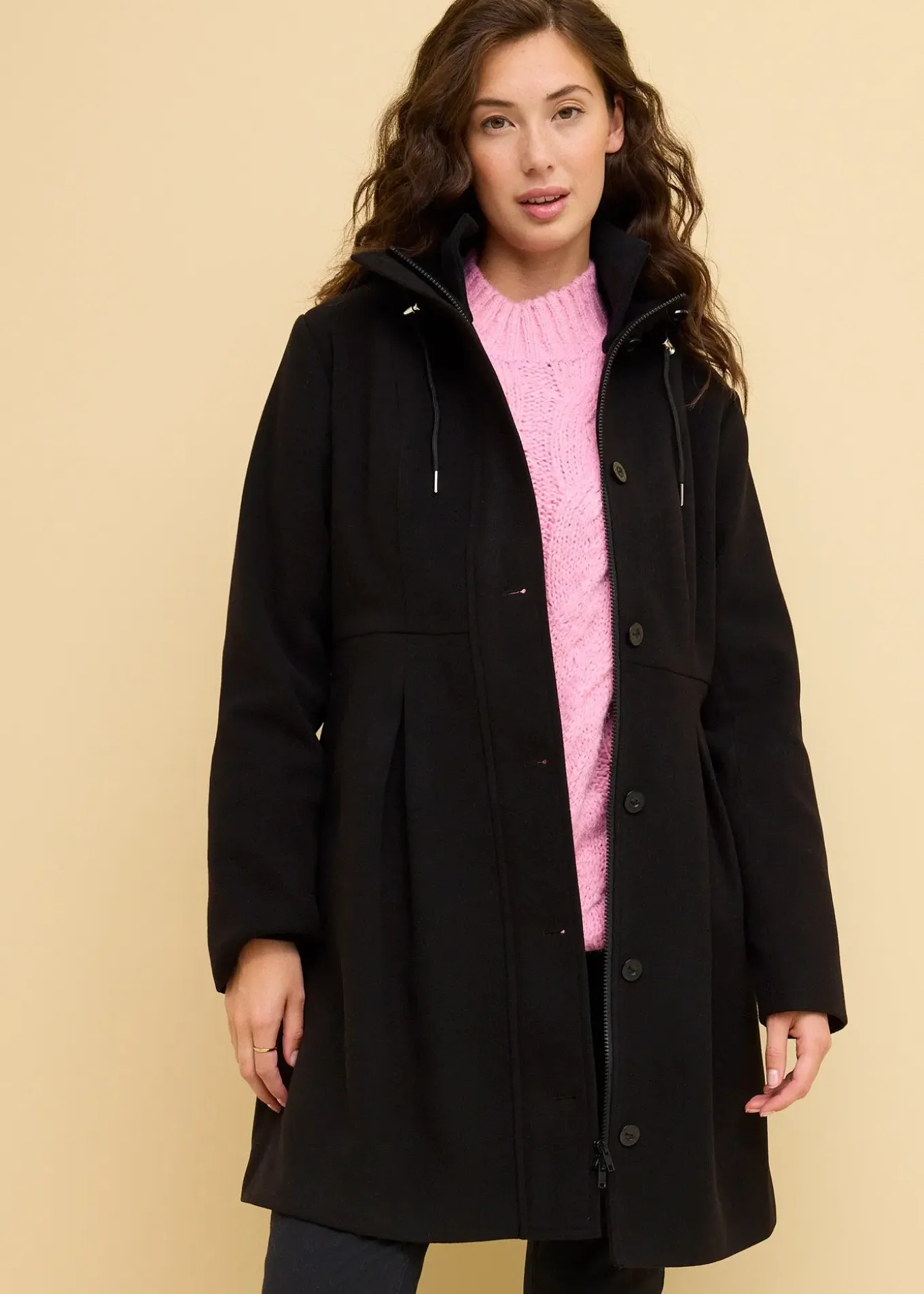 Manteau à capuche et pinces