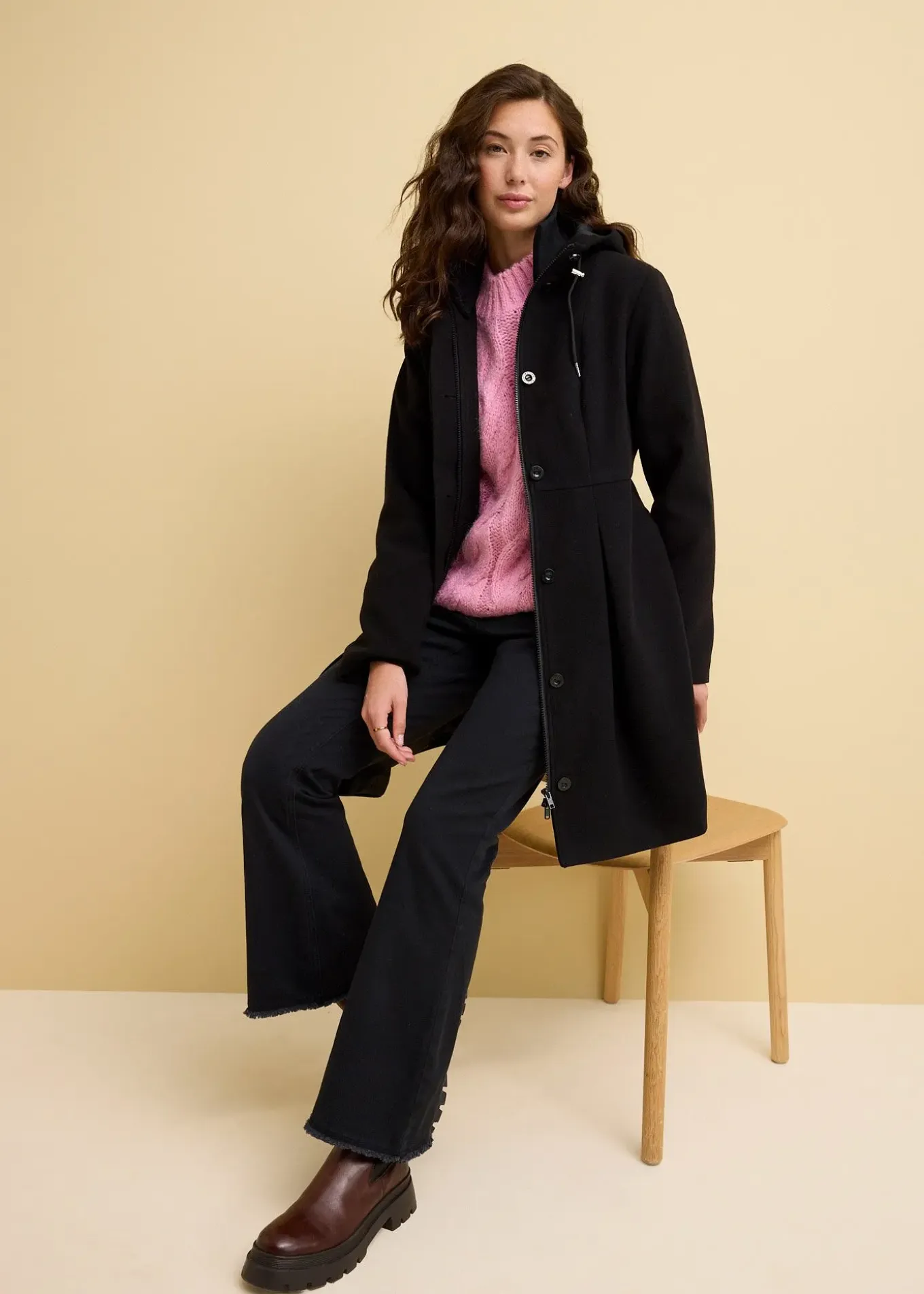 Manteau à capuche et pinces