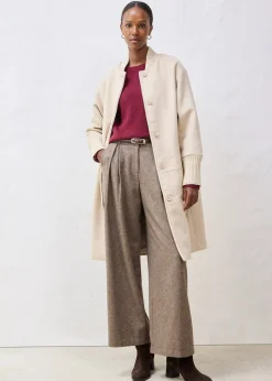 Manteau à empiècement en maille