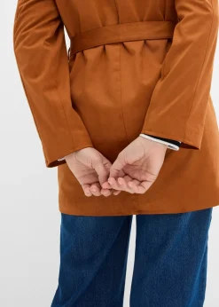 Manteau court avec ceinture