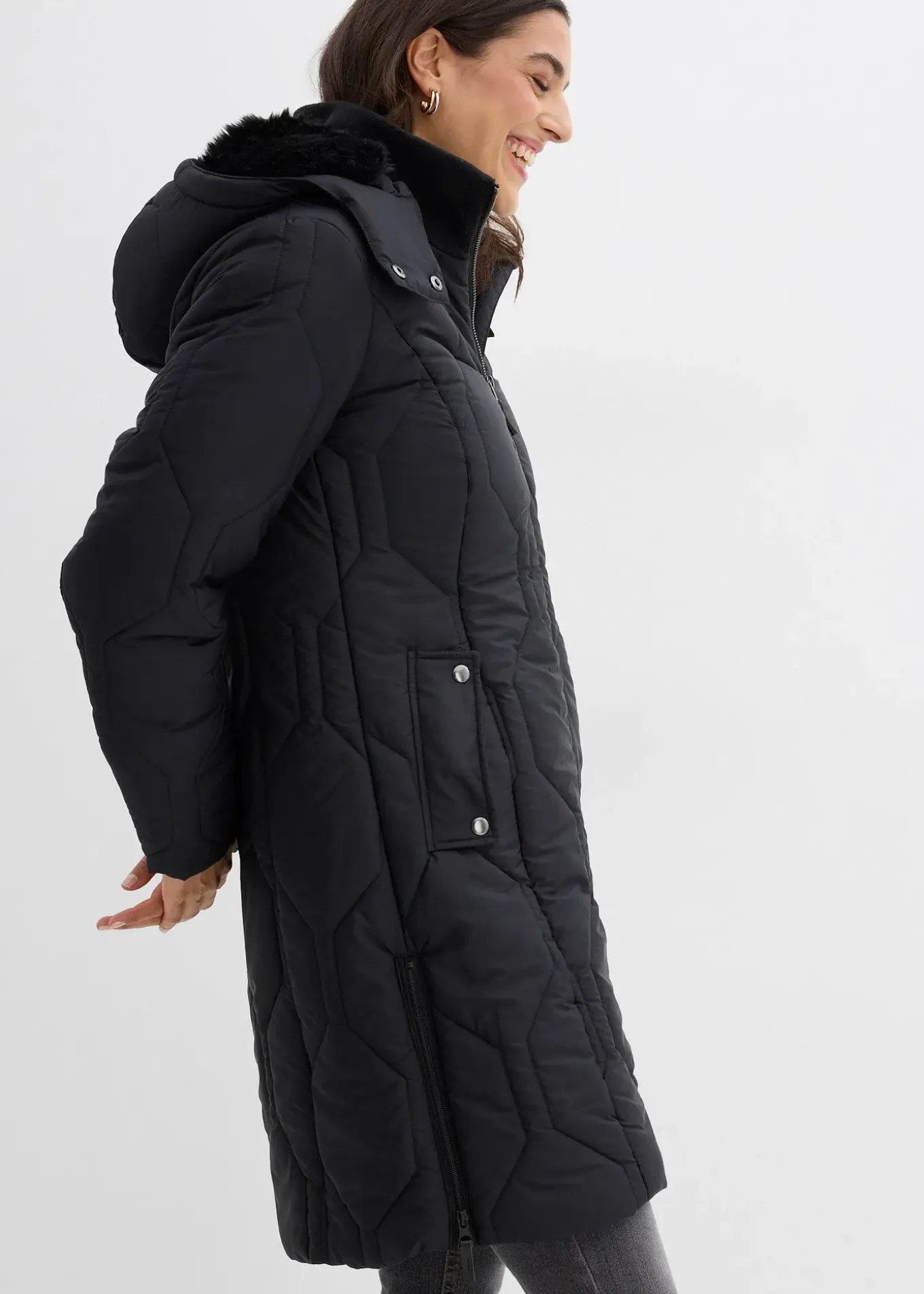 Manteau court avec surpiqûres diamant et zips latéraux