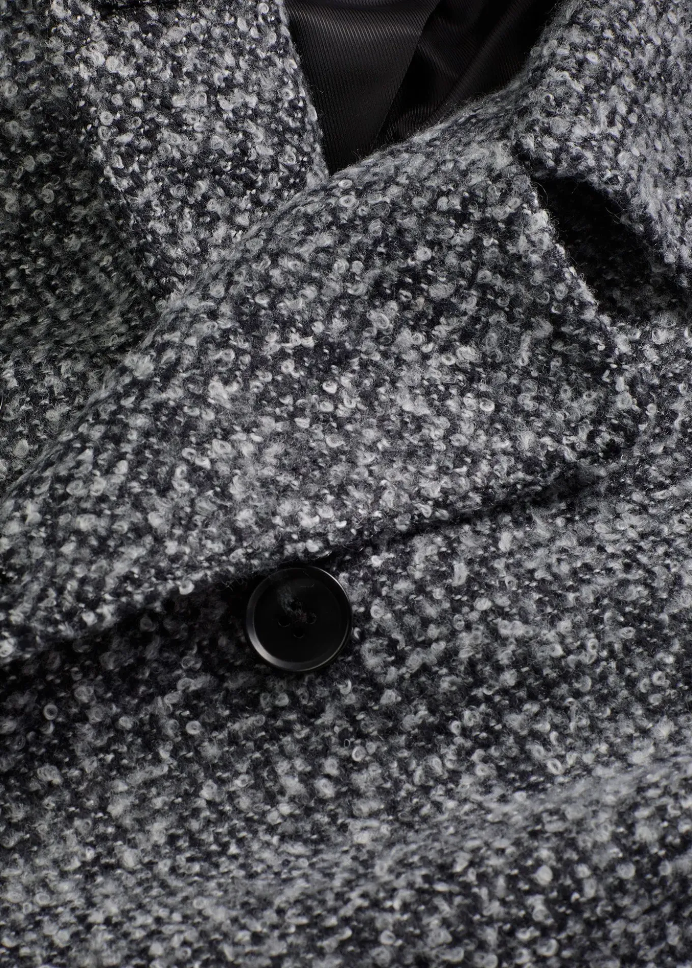 Manteau court et oversize, aspect chiné