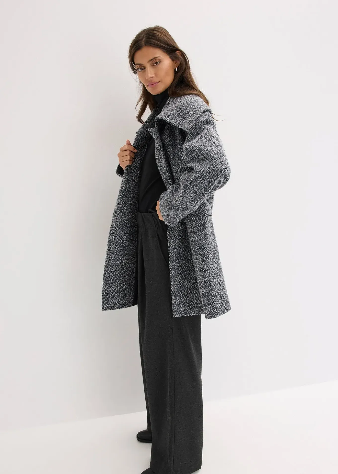 Manteau court et oversize, aspect chiné