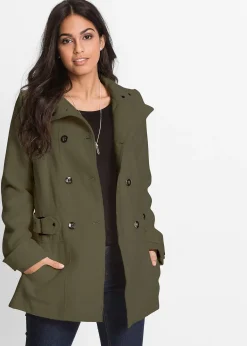 Manteau court, petite stature