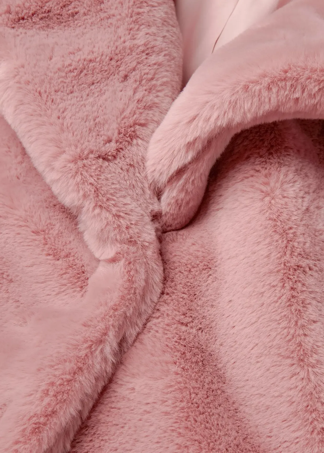 Manteau en fausse fourrure