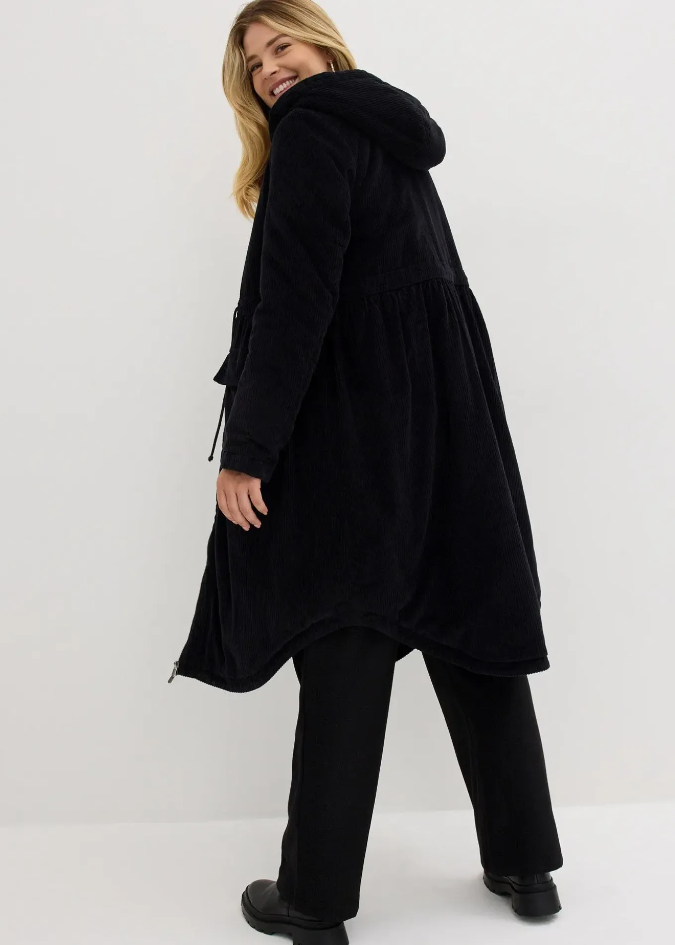 Manteau en velours côtelé 100% coton avec capuche doublée sherpa