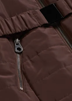 Manteau matelassé avec ceinture
