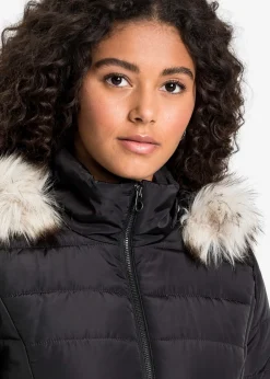 Manteau matelassé avec ceinture