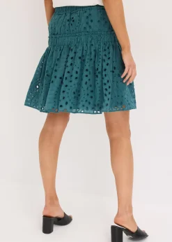 Mini-jupe en broderie anglaise