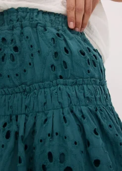 Mini-jupe en broderie anglaise