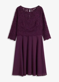 Mini-robe à dentelle