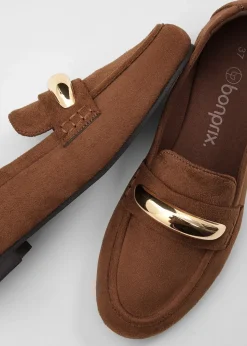 Mocassins aux détails métalliques