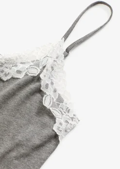 Nuisette à bretelles fines