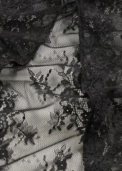 Nuisette en dentelle à bretelles amovibles