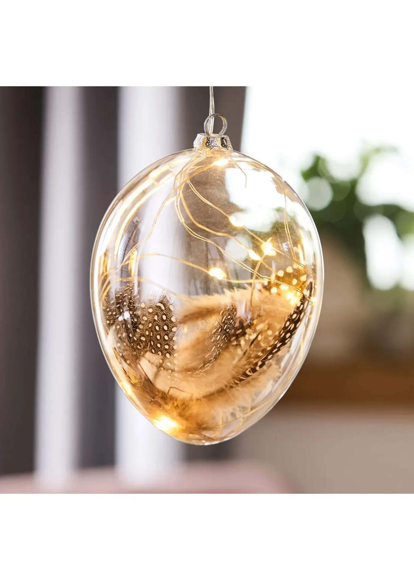 Objet déco LED Œuf avec plumes