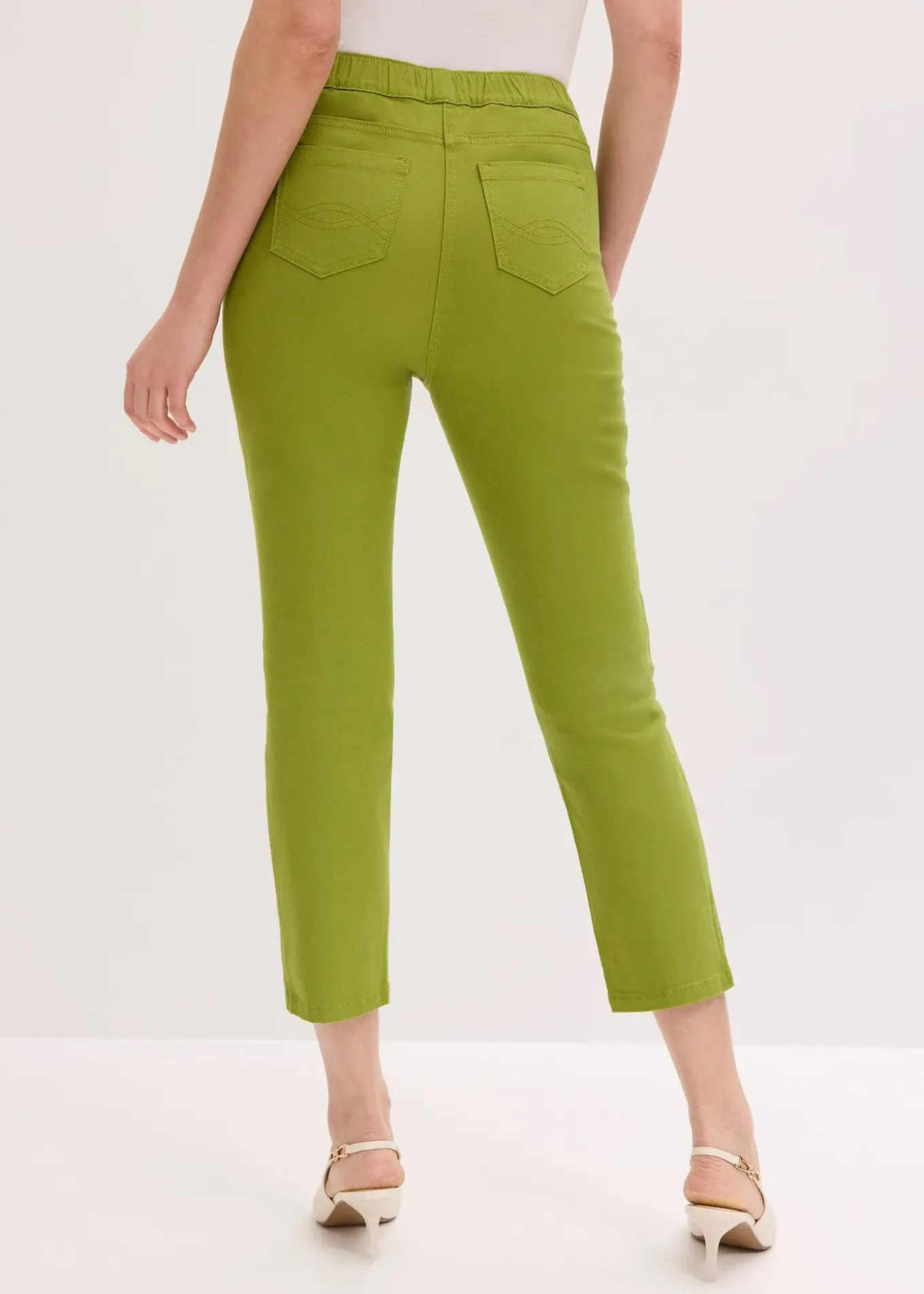 Pantalon 7/8 à taille élastiquée